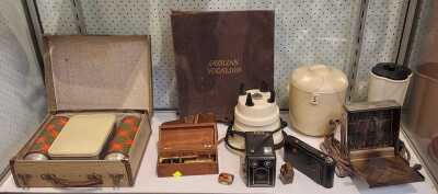 RUSTIC COLLECTABLES