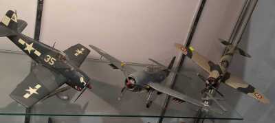MODEL AIRCRAFT
