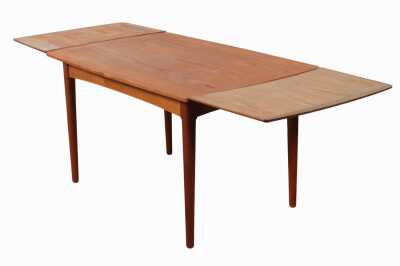 EXTENSION DINING TABLE