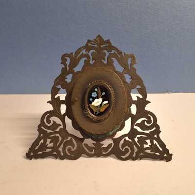 19TH CENTURY PHOTOGRAPH FRAME