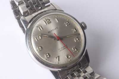 WRISTWATCH