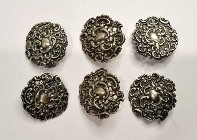 SILVER BUTTONS