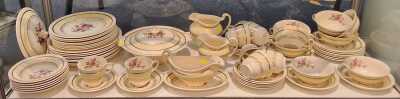 DINNER SERVICE