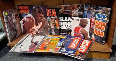 NBA BOOKS & MAGAZINES