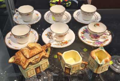 PRETTY CHINA WARE
