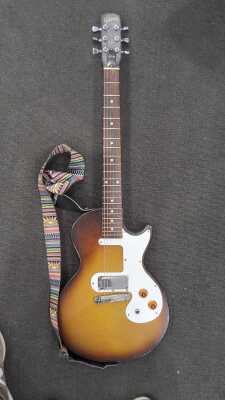 GIBSON MELODY MAKER