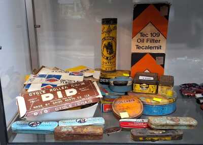 VINTAGE PACKAGING