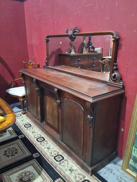 SIDEBOARD