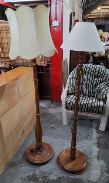 STANDARD LAMPS