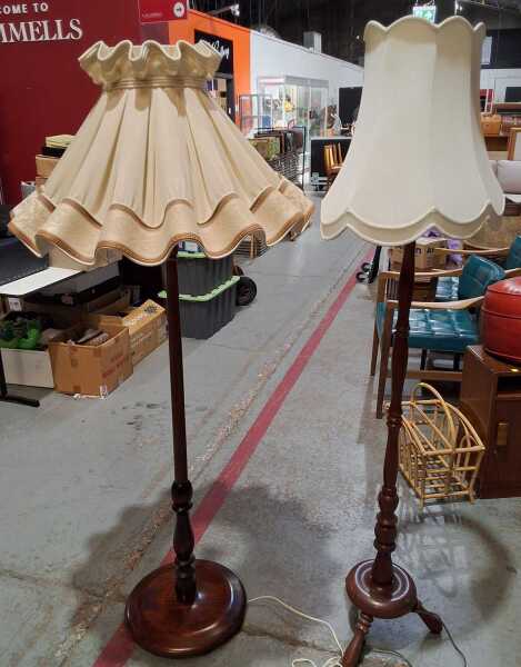 STANDARD LAMPS