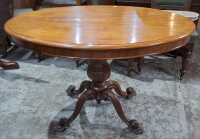 LOO TABLE