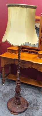 STANDARD LAMP