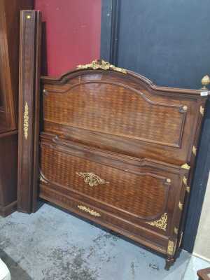 FRENCH BED