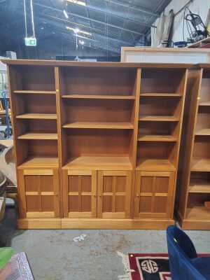 WALL UNIT