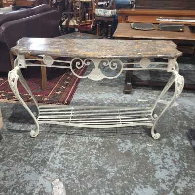 CONSOLE TABLE