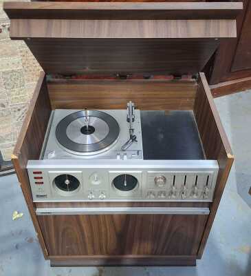 RECORD CABINET