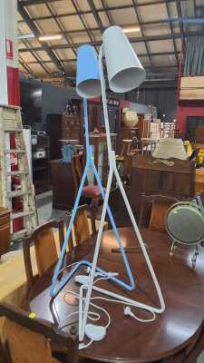 STANDARD LAMPS