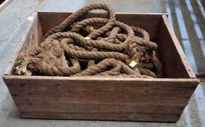 BOX OF ROPE