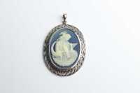 CAMEO PENDANT