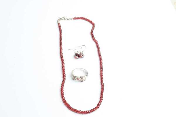 JEWELLERY SUITE