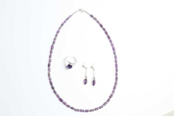 JEWELLERY SUITE