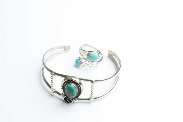 SILVER BANGLE & RING