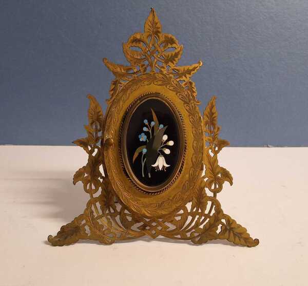 19TH CENTURY PHOTOGRAPH FRAME