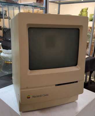 MACINTOSH CLASSIC