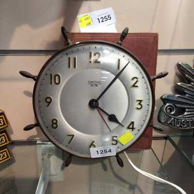 WALL CLOCK