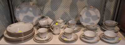 DINNER WARE