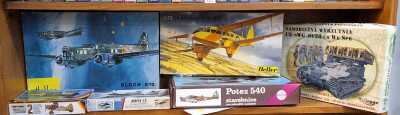 MODEL KITS