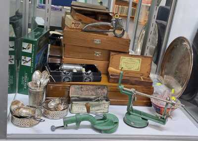 RUSTIC SUNDRIES
