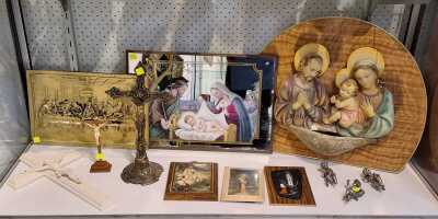 CHRISTIAN DECOR