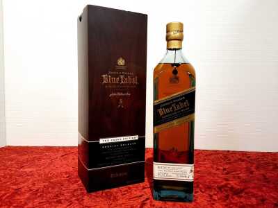 JOHNNIE WALKER BLUE LABEL CASK EDITION