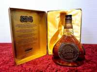 JOHNNIE WALKER SWING WHISKY