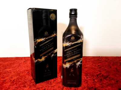 JOHNNIE WALKER DOUBLE BLACK WHISKY