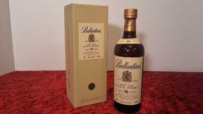 BALLANTINE'S 30yo WHISKY