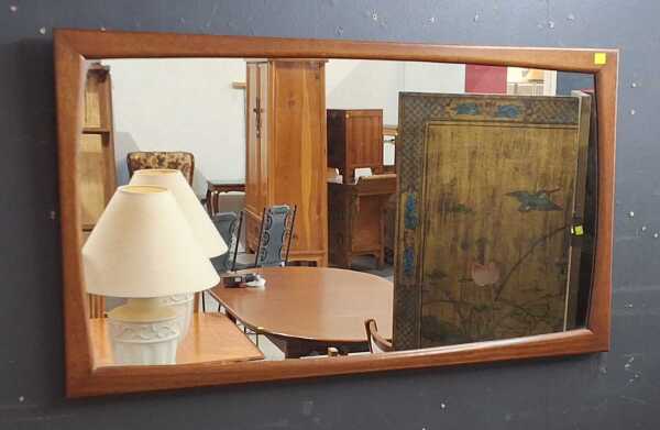 WALL MIRROR