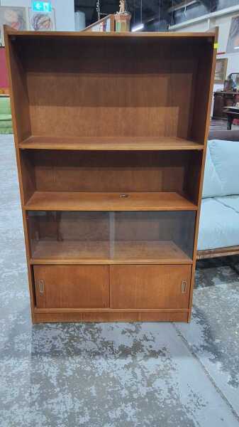 WALL UNIT