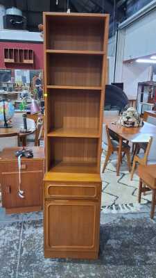 WALL UNIT