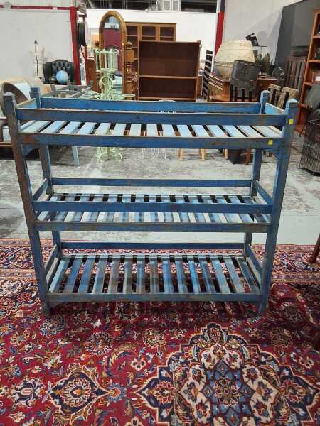 BAKERS RACK