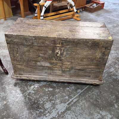 TRUNK