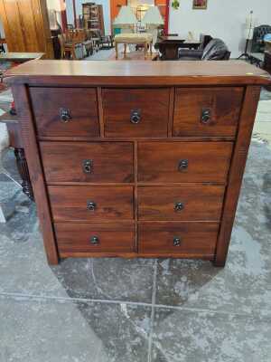 CHEST OF DRAWERS