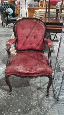 BEDROOM CHAIR