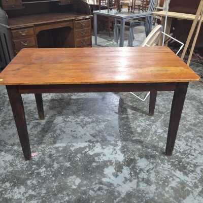 KITCHEN TABLE