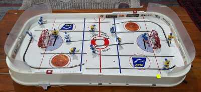 PLAY OFF ICE HOCKEY