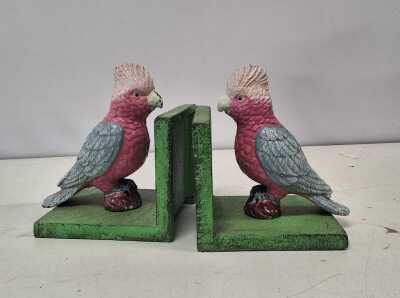 BOOKENDS