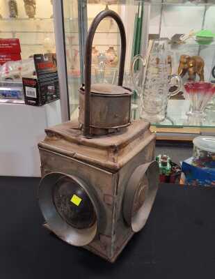 RAIL LAMP