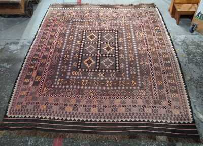 KILIM RUG