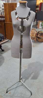 DRESSMAKERS FORM